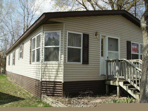 84 Kelly Road, Chaska, MN 55318 