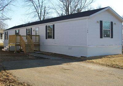 2300 Falcon Terr Nw, Stewartville, MN 55976 