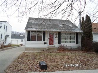 952 12th Ave Ne, Rochester, MN 55906 