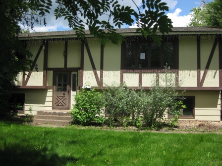 379 2nd Ave NW, Forest Lake, MN 55025 