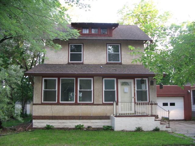 205 Shaubut St, Mankato, MN 56001 