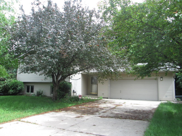 17230 Sunray Cir SW, Prior Lake, MN 55372 