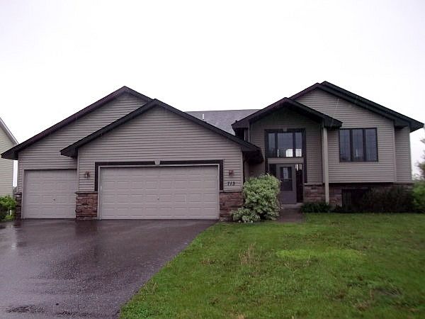 713 3rd Street SW, Delano, MN 55328 