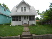 795 Rose Avenue Eas, Saint Paul, MN 55106 