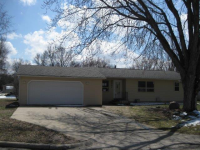 321 Woodland Drive, Owatonna, MN 55060 