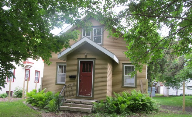 907 Cavour Ave W, Fergus Falls, MN 56537 