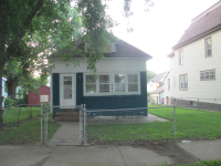 467 Charles Ave, St Paul, MN 55104 