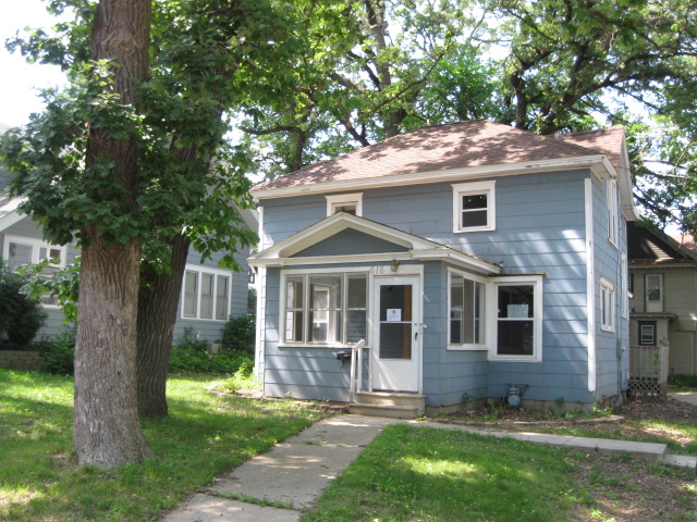 616 Oak Lane, Albert Lea, MN 56007 