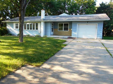 535 28th St SW, Rochester, MN 55902 