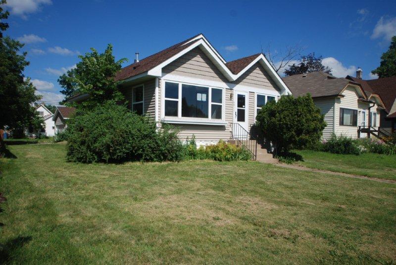 4011 Aldrich Ave N, Minneapolis, MN 55412 