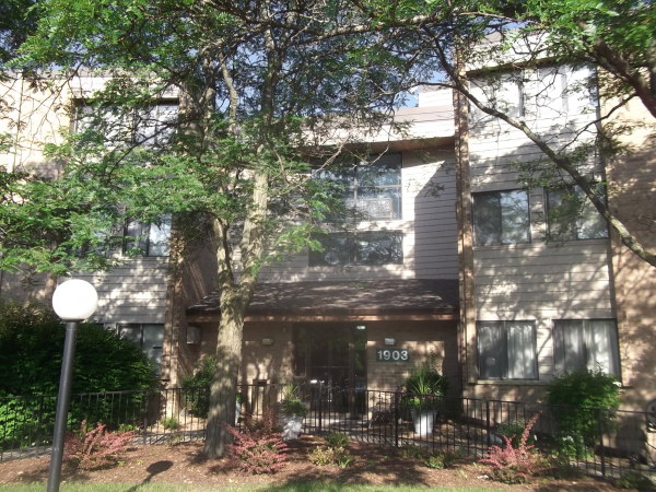 1903 Silver Bell Rd Unit #302, Eagan, MN 55122 