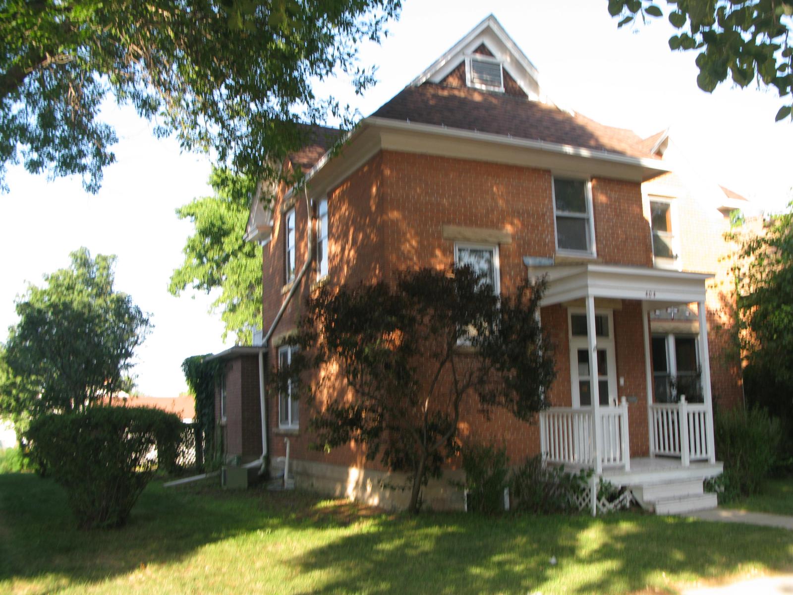 404 N State St, New Ulm, MN 56073 