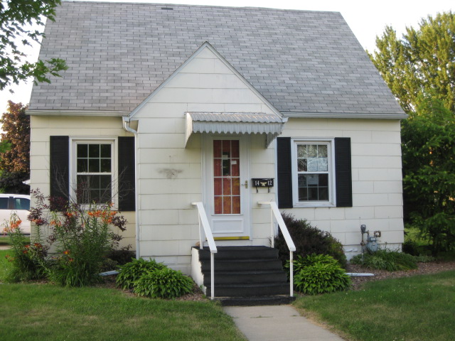 1412 9th Ave NW, Austin, MN 55912 