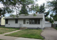 2222 E 3rd St, St Paul, MN 55119 