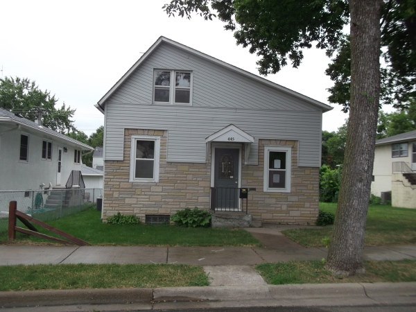445 S 10th Ave, South Saint Paul, MN 55075 