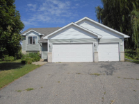 731 Countryside Rd, Waconia, MN 55387 