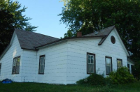 307 13th St E, Glencoe, MN 55336 