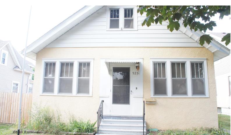 925 Lawson Ave E, Saint Paul, MN 55106 