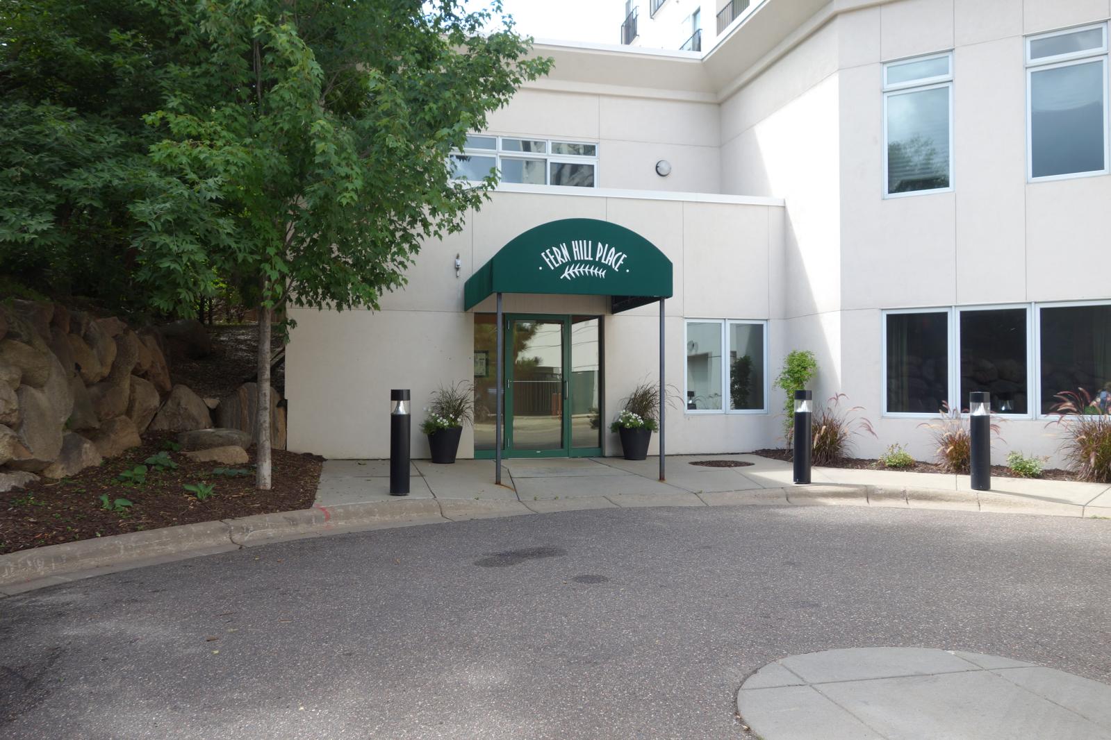 3000 Raleigh Ave S Unit 303, St Louis Park, MN 55416 