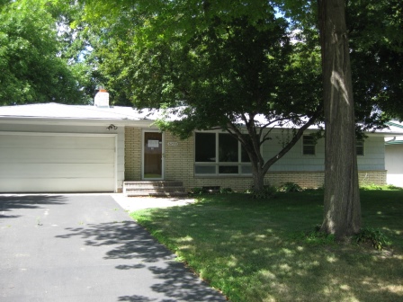 6750 Plaza Curve NE, Fridley, MN 55432 