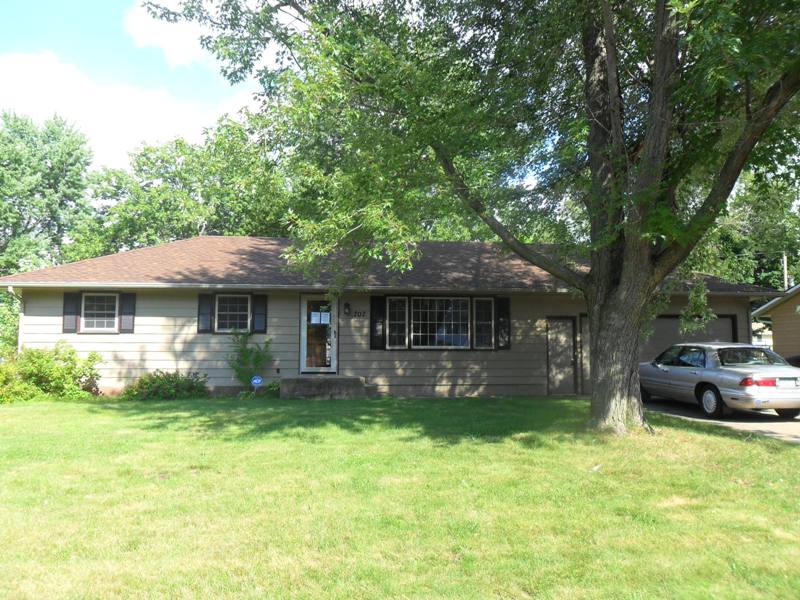 707 Keniston St N, Champlin, MN 55316 