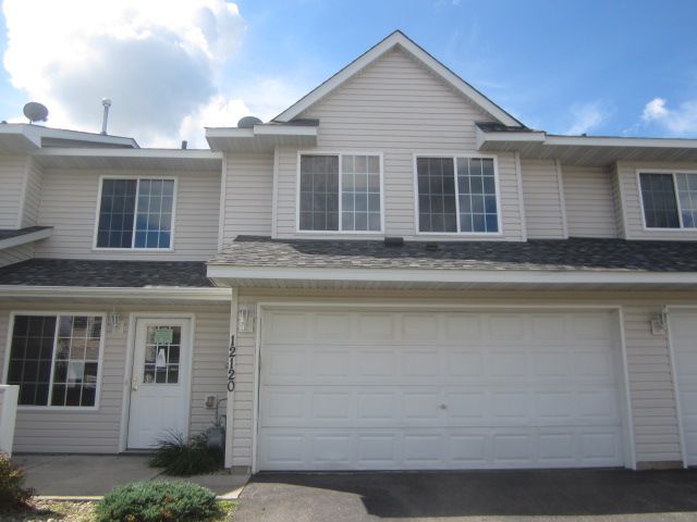 12120 Zealand Ave N, Champlin, MN 55316 