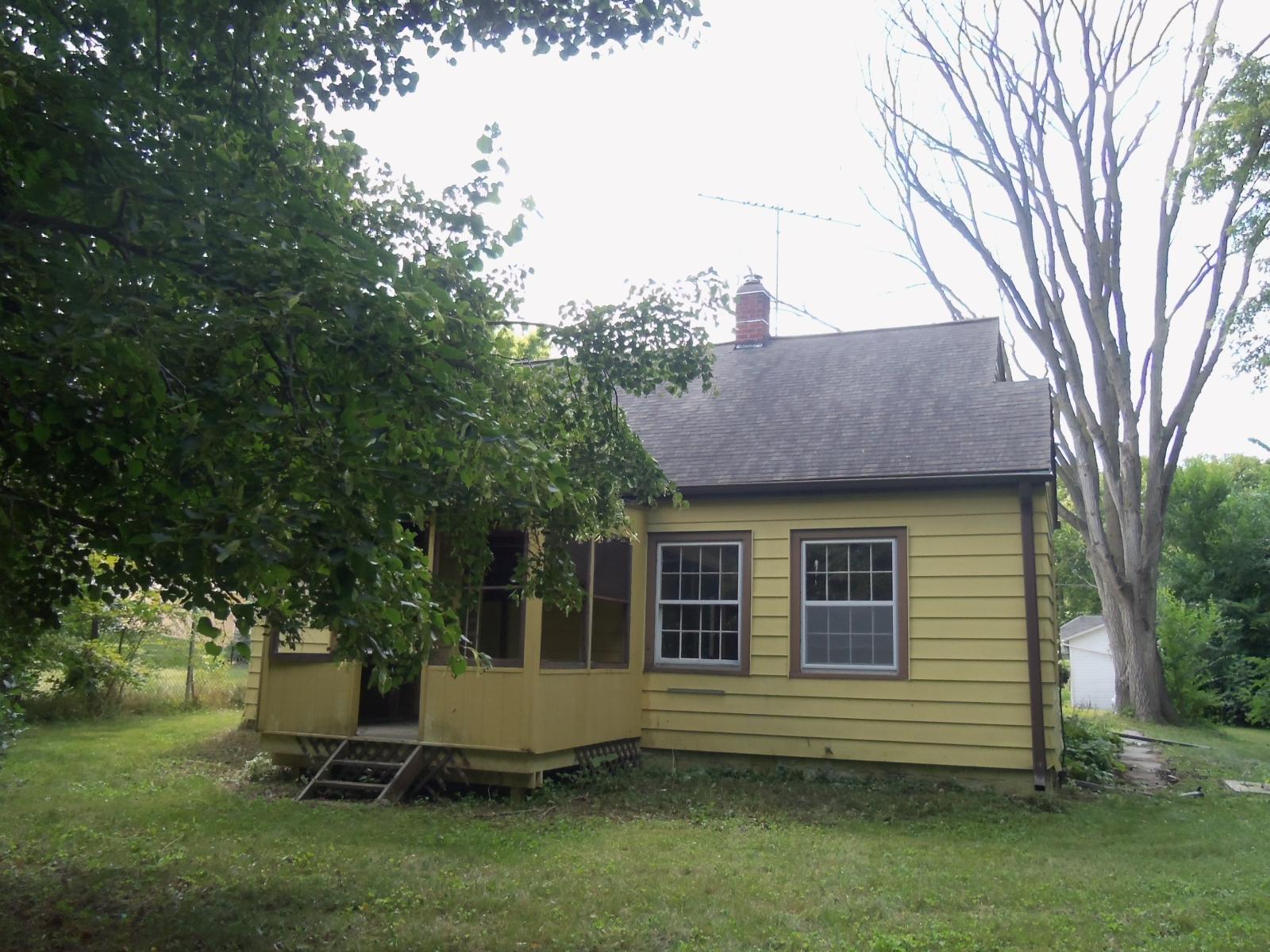 209 4th Street West, Jordan, MN 55352 