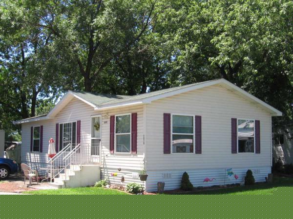 2070 Squire Lane, Saint Paul, MN 55112 