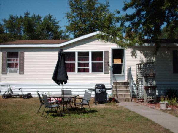 1540 Hall St., Shoreview, MN 55126 