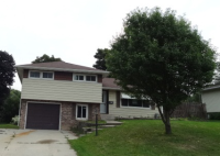 811 9th Ave SW, Faribault, MN 55021 