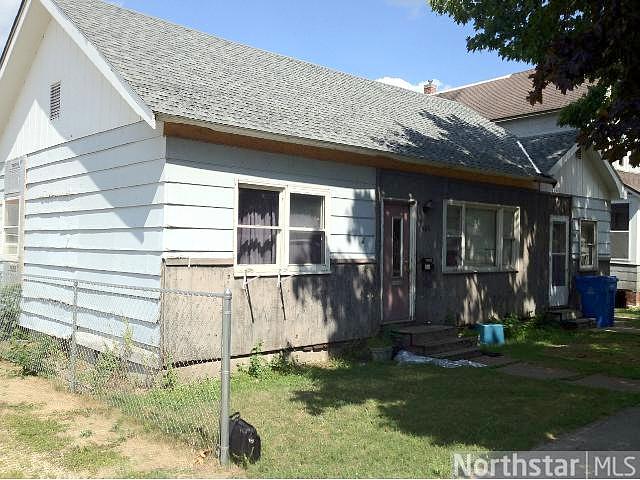 E 4Th Street, Winona, MN 55987 