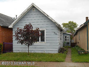 E 8Th Street, Winona, MN 55987 