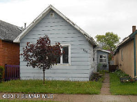 E 8Th Street, Winona, MN 55987 