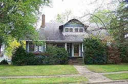 White, Jackson, MN 56143 