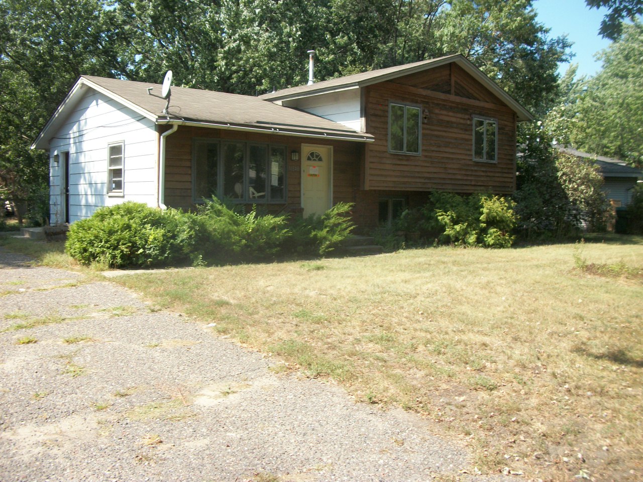 11840 Monroe St NE, Blaine, MN 55434 