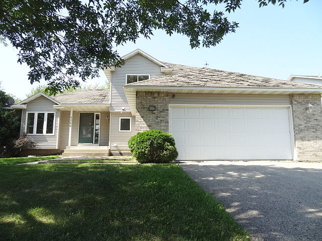 Cuylle Bay, Faribault, MN 55021 