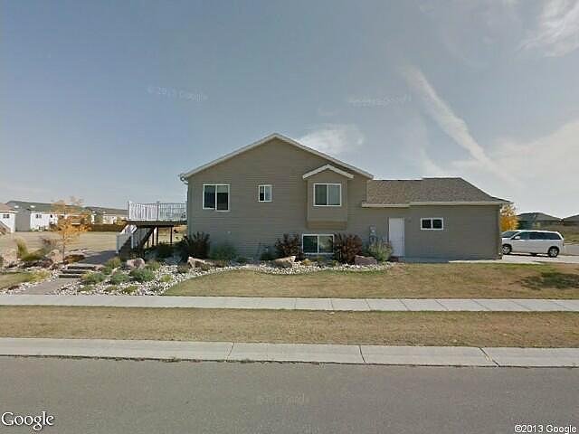 35Th S Ave, Moorhead, MN 56560 