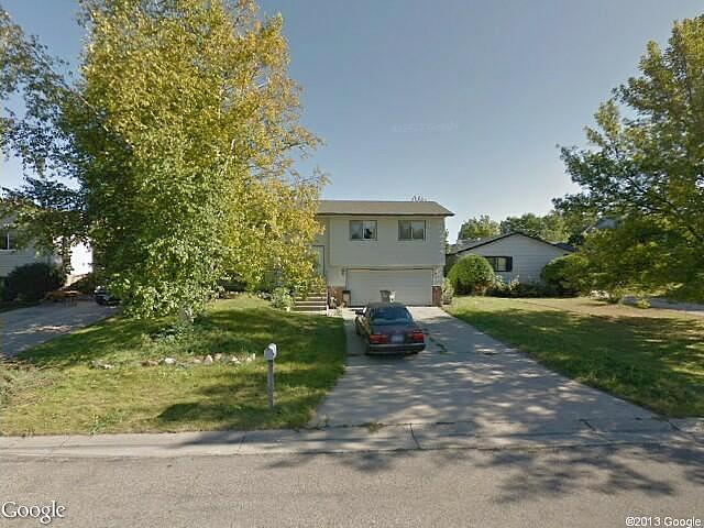 17Th S Ave, Moorhead, MN 56560 