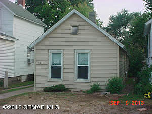 Front, Winona, MN 55987 