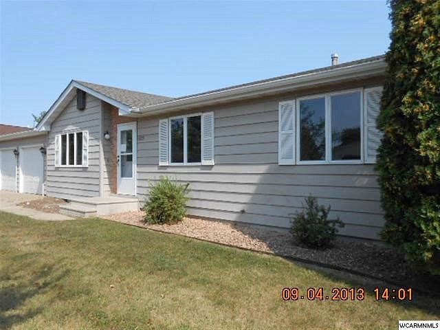 Lindy, Hutchinson, MN 55350 