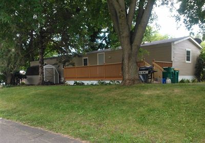 2014 Falcon Terr Nw, Stewartville, MN 55976 