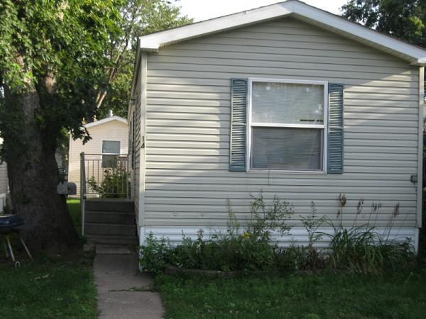 1403 S. Concord St.  #14, South Saint Paul, MN 55075 