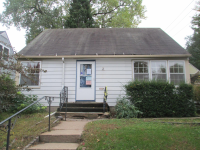 1876 Wordsworth Ave, Saint Paul, MN 55116 