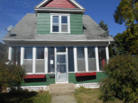 407 E 3rd St, Chaska, MN 55318 