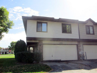 8801 Maplebrook Court N, Brooklyn Park, MN 55445 