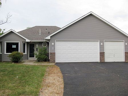 9257 Woodhall Bay N, Brooklyn Park, MN 55443 