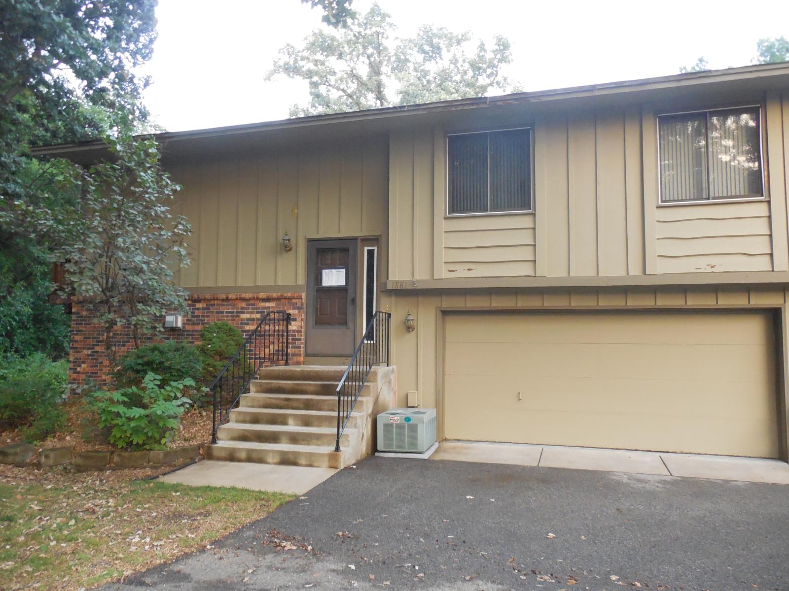 1881 113th Ave NW, Coon Rapids, MN 55433 