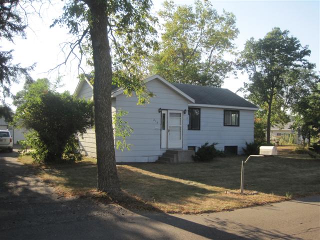 210 5th Street SW, Little Falls, MN 56345 