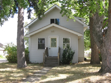 3956 Vera Cruz Ave N, Robinsdale, MN 55422 