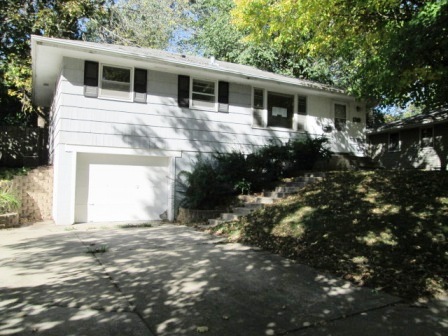 1319 Cascade St NW, Rochester, MN 55901 